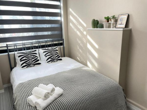 Comma House Shinjuku 104